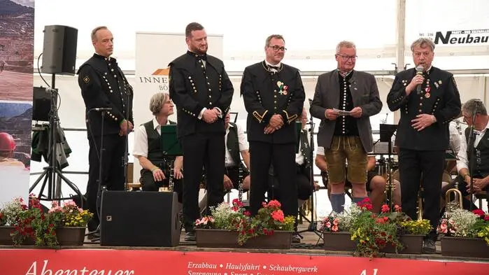 Ein Stillehalten der Steirischen Roas und ein ruhigeres 215 Jahr-Jubiläumsfest der Bergmusikkapelle in Eisenerz wurden Samstag begangen 