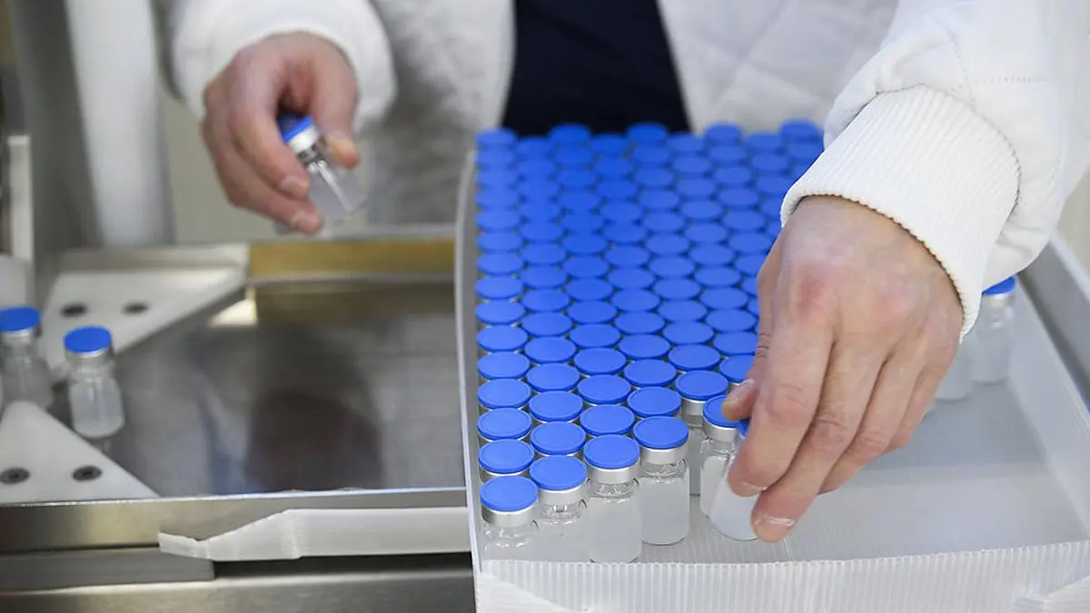 Valneva Sweden AB is preparing to start production of their COVID-19 vaccine in Stockholm, Sweden, on February 16, 2021. Valneva is a specialty vaccine company focused on prevention of infectious diseases. The caompany has commenced production of its inactivated, adjuvanted COVID-19 vaccine candidate in parallel to the ongoing clinical studies, in order to optimize the timeline for potential deliveries of the vaccine. STOCKHOLM Sweden x10060x *** Valneva Sweden AB is preparing to start production of their COVID 19 vaccine in Stockholm, Sweden, on February 16, 2021 Valneva is a specialty vaccine company focused on prevention of infectious diseases The caompany has commenced production of its inactivated, adjuvanted COVID 19 vaccine cand PUBLICATIONxINxGERxSUIxAUTxONLY Copyright: xHenrikxMontgomery/TTx VALNEVA COVID-19 VACCINE 