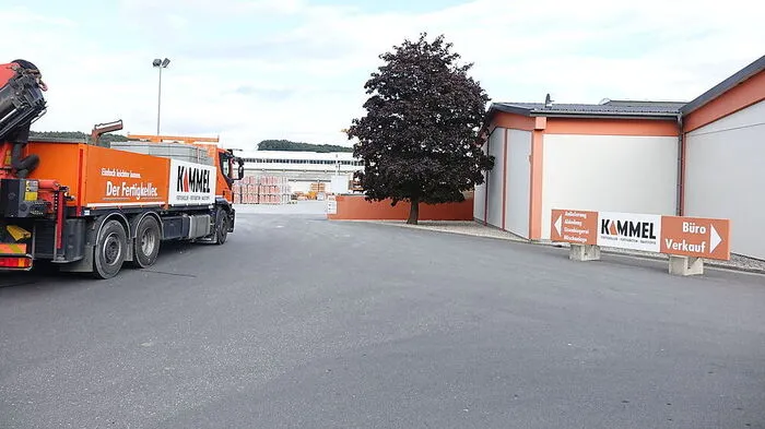 Top 10: Die Kirchdorfer Fertigteilholding GmbH übernimmt die Mehrheit des Beton-Fertigteilherstellers Kammel mit 140 Mitarbeiterinnen und Mitarbeitern in Grafendorf.