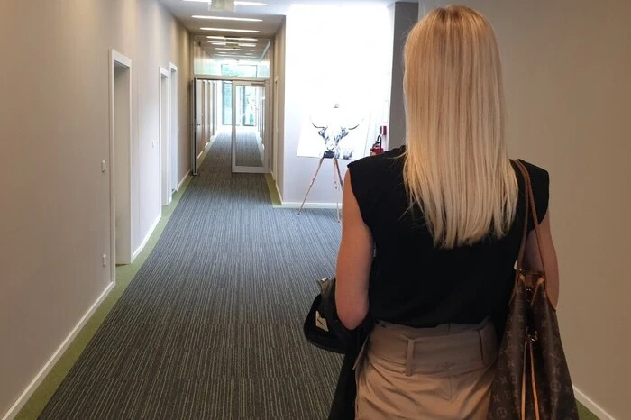 Und ein Sporthotel für müde gewordene Spieler und Funktionäre.