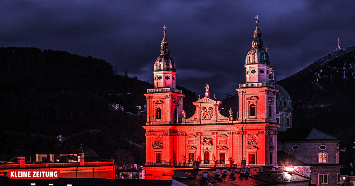 Kirchen senden mit roten Lichtern Signale: Das Christentum ist eine tödliche Bedrohung