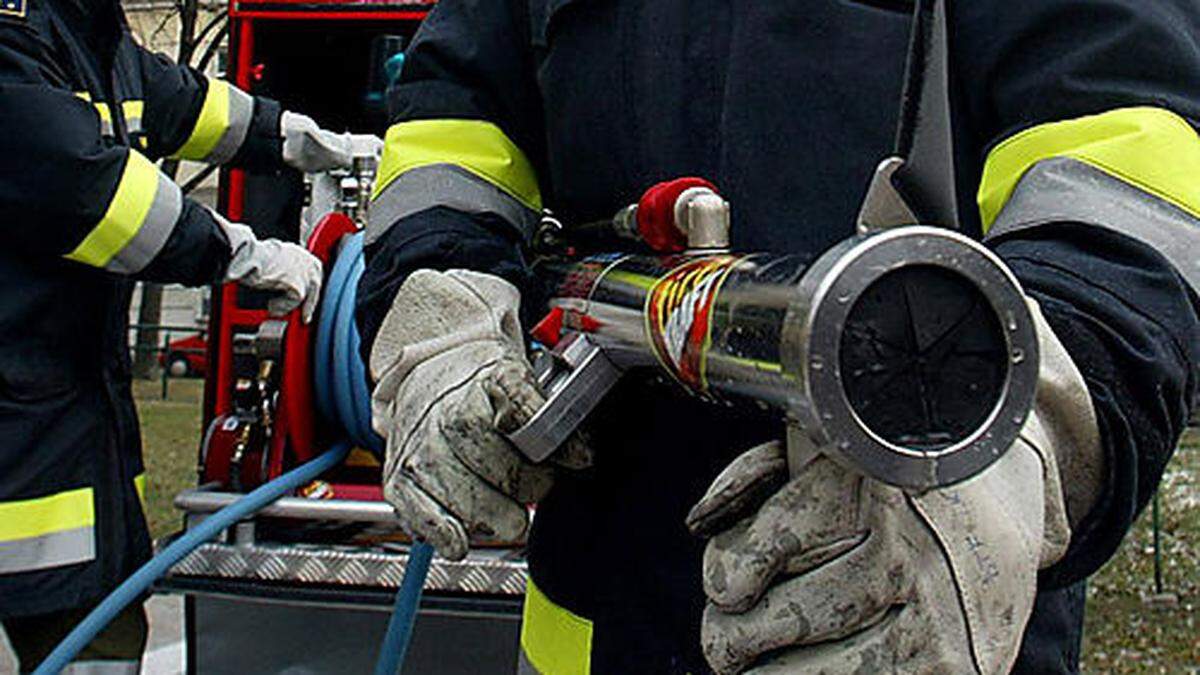 Silo in Großbuch steht in Brand