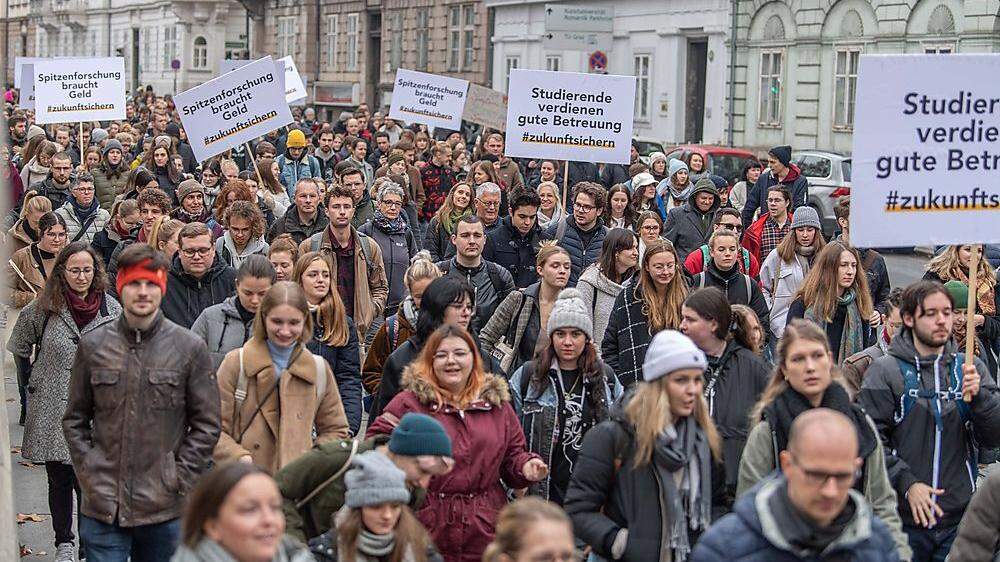4000 bis 5000 Demo-Teilnehmer setzten am Dienstag ein Zeichen in Graz