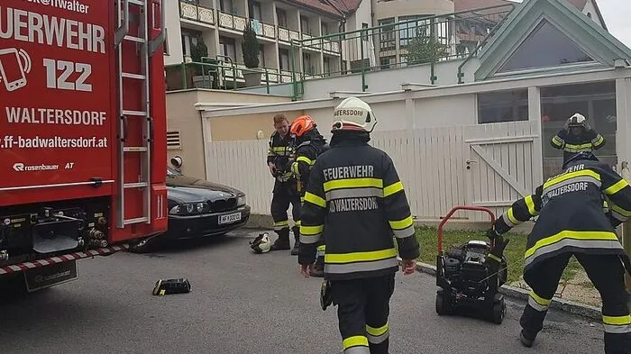 Die Feuerwehren Bad Waltersdorf und Sebersdorf rückten mit 38 Mann aus
