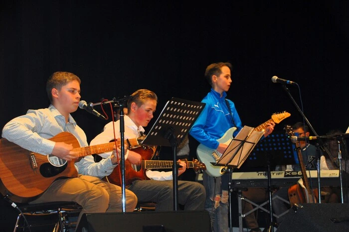 Auch die Rock ‚n‘ Roller der des Vereins „Formation 88“ aus St. Ruprecht an der Raab heizten dem Publikum ein. Eine Verlosung von Warenpreise rundete das Event im Raabtal ab.