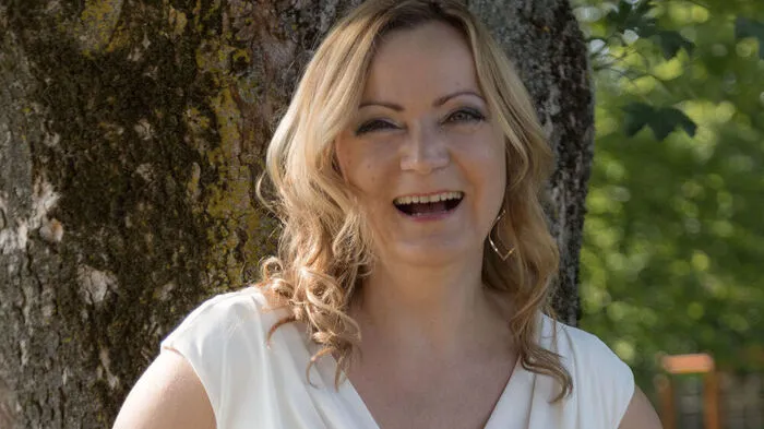 Silvia Reindl möchte Frauen Mut machen, ihre Geschichte zu erzählen und damit wieder anderen Mut zu machen