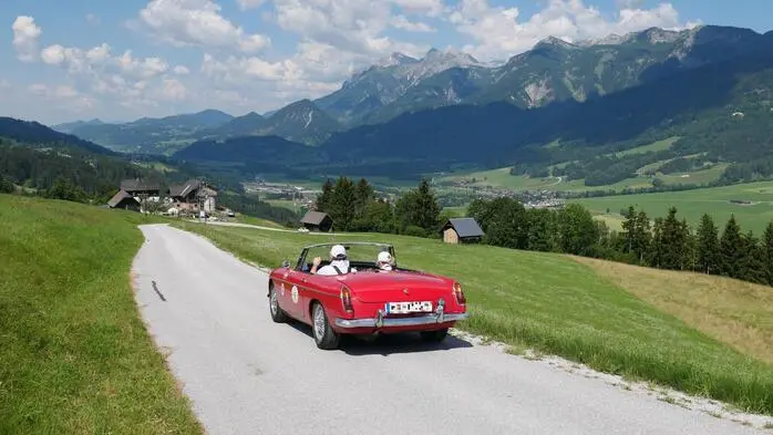 Bei der 18. Lions Charity-Rallye ging es durch die Berg- und Naturlandschaft der Schladming-Dachstein Region