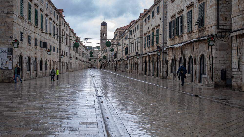 Massive Regenfälle sorgten in Dubrovnik für Überschwemmungen