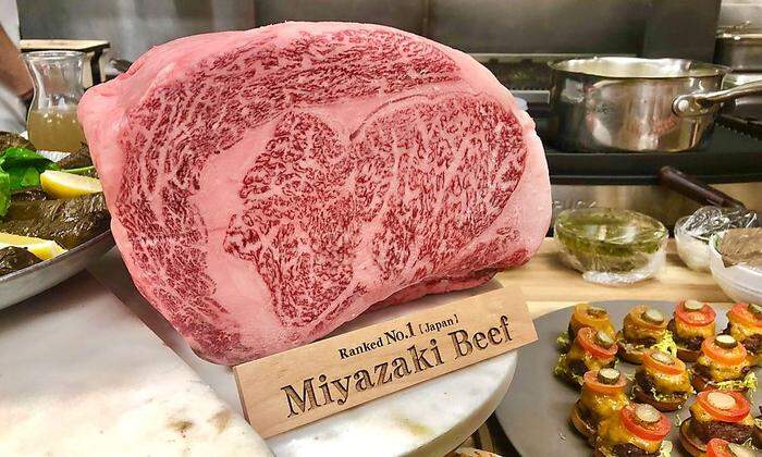 Die Nummer 1 aus Japan – das Mijazaki-Wagyu-Beef. Ein Kilo kostet 400 Euro