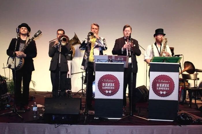 Für die perfekte Musik sorgten der Street View Dixie Club von Johannes Hödl und die St. Barbara Dixiländer