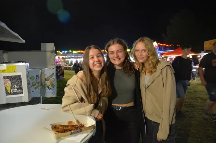 Während die einen in den zahlreichen Bars und Discos Party machen...