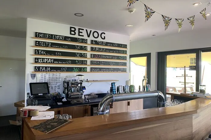 Im Taproom in der Brauerei gibt es die meisten Biere zu kosten