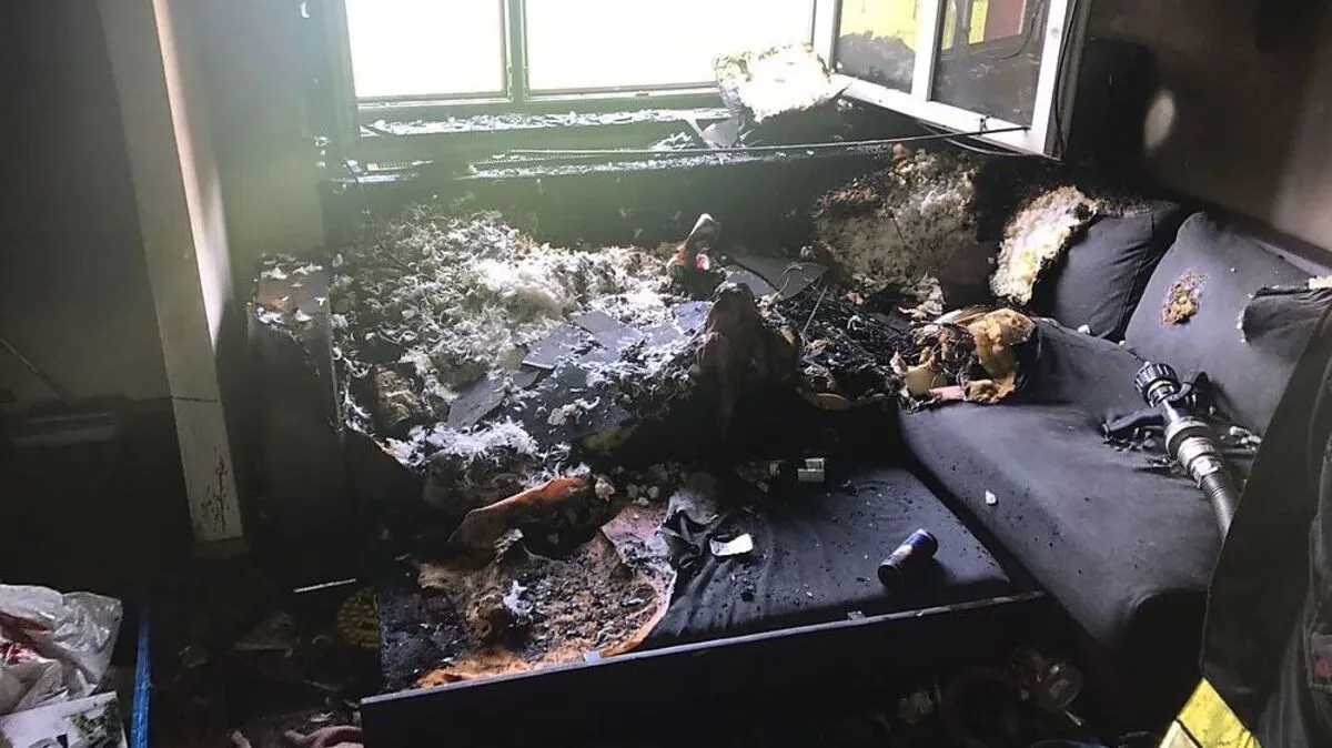 Der Brand dürfte im Bereich der Sitzgarnitur ausgebrochen sein