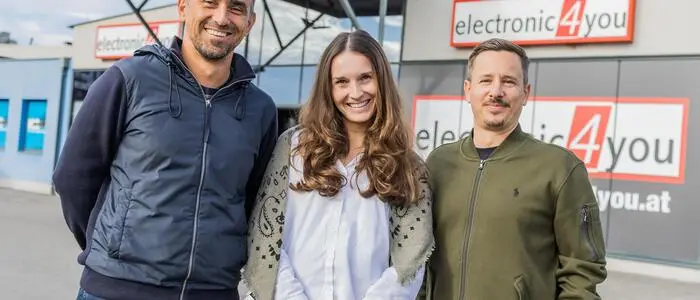 Philipp Majdic, Livia Majdic und CFO Lorenz Genser führen die Geschäfte bei electronic4you gemeinsam