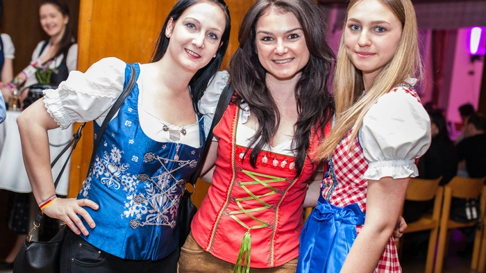 Rund 1200 Gäste kamen am Ostersonntag zum traditionellen Ostertanz der Landjugend St. Stefan/Haimburg in die Neue Burg nach Völkermarkt. 