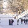 Seit letzter Woche ist Eislaufen am Lendkanal möglich