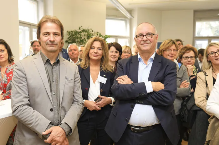 Bitte klicken Sie sich durch die Fotos
