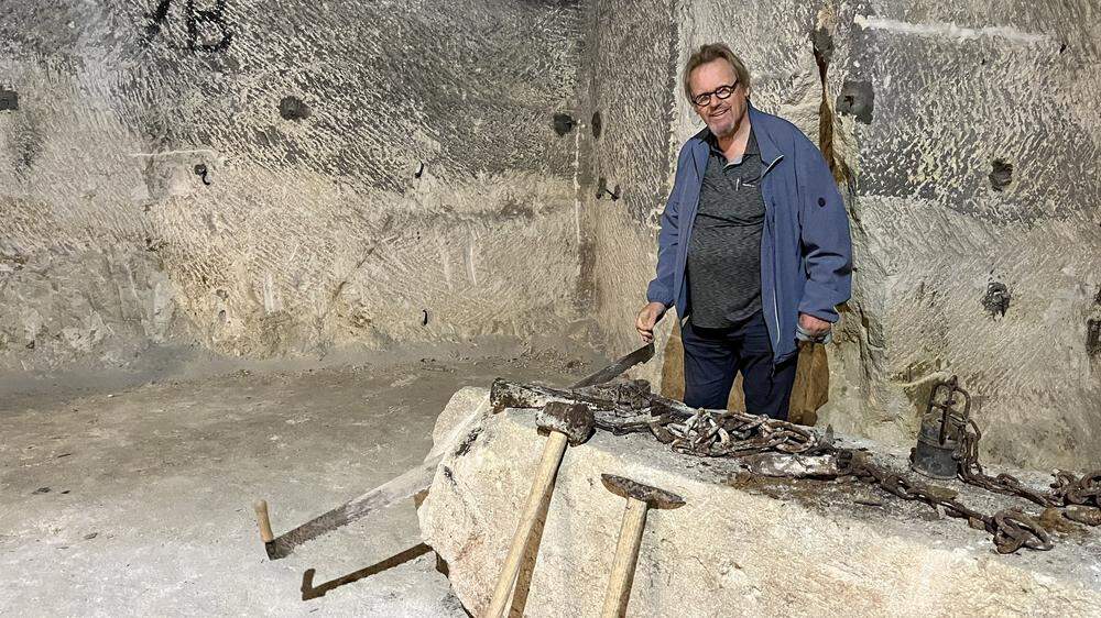 Walter Gluschitsch kennt die Römerhöhle in Aflenz an der Sulm (Bezirk Leibnitz) wie seine Westentasche