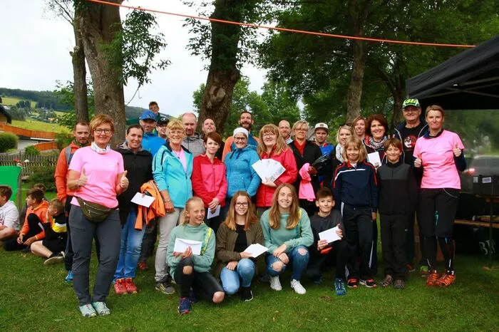Unter den teilnehmenden Teams (31 Teams waren unterwegs, gesamt 146 Teilnehmer) wurden kulinarische Gutscheine von allen Gastronomiebetrieben in Fischbach verlost.