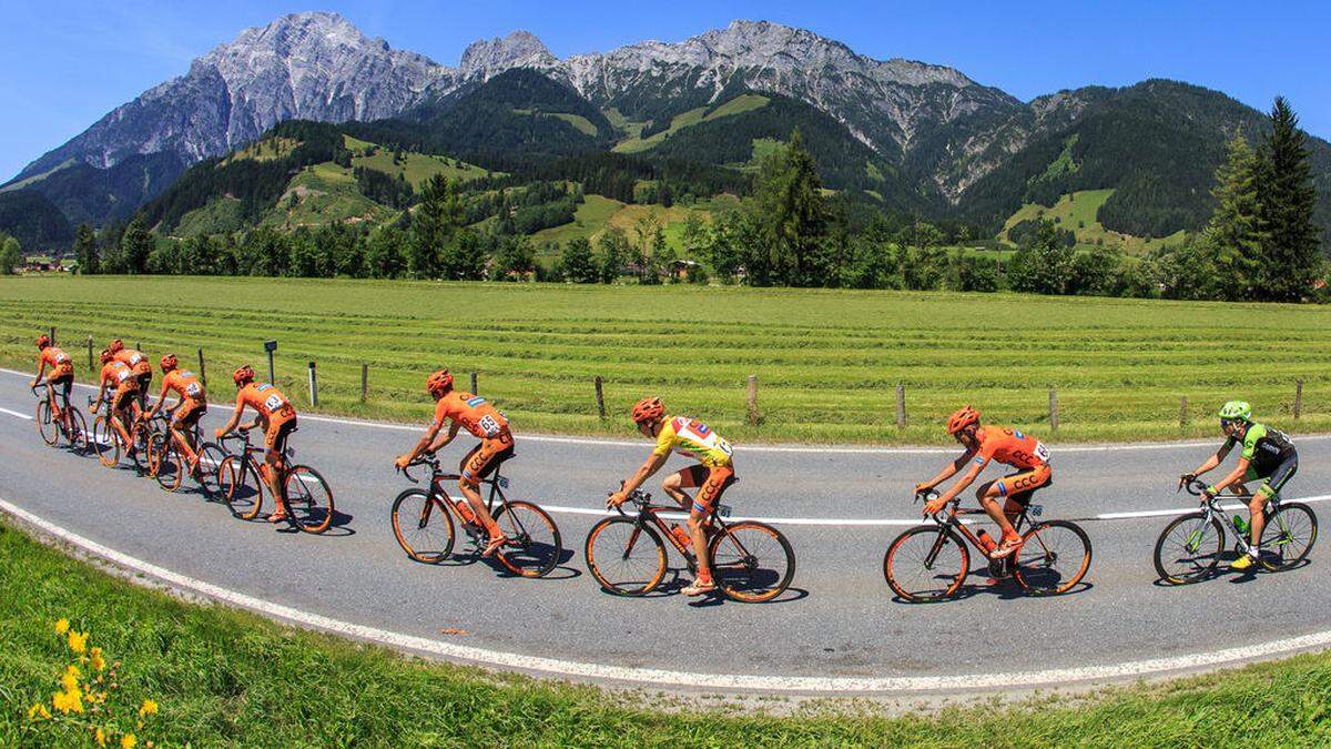 ÖSTERREICH-RADRUNDFAHRT: 6. ETAPPE / LIENZ - KITZB�HLER HORN: FELD