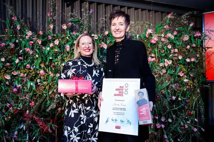 Kategorie Wirtschaft und Forschung: Christa Franz mit Sponsor Simone Pival-Marko (OMNi-BIOTiC)