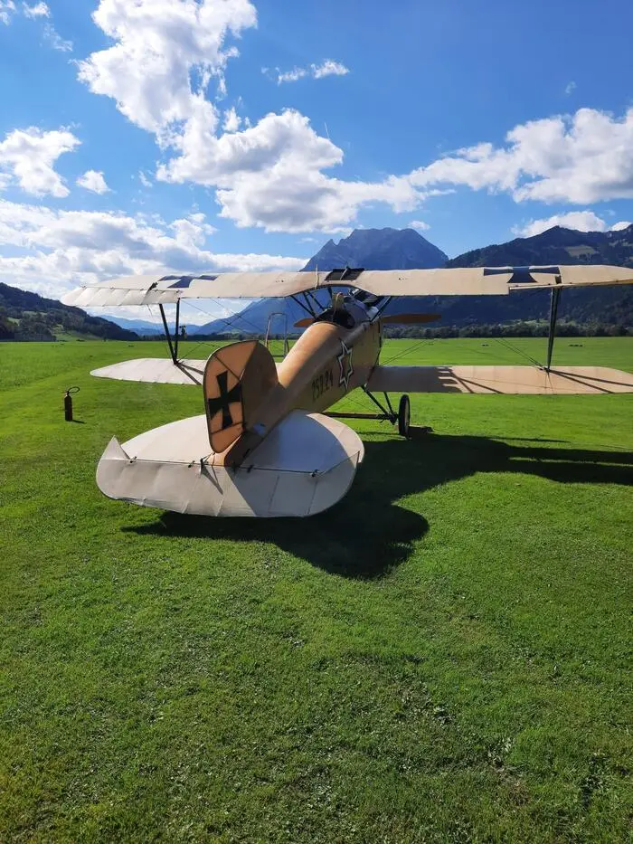 Der Korpus des Flugzeugs wurde in der Maßschneiderei Resch genäht