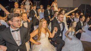 26 Paare tanzten am Samstag durch das Kulturhaus in Liezen