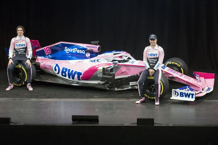 Die Piloten sind der Mexikaner Sergio Perez und der Milliardärssohn Lance Stroll.
