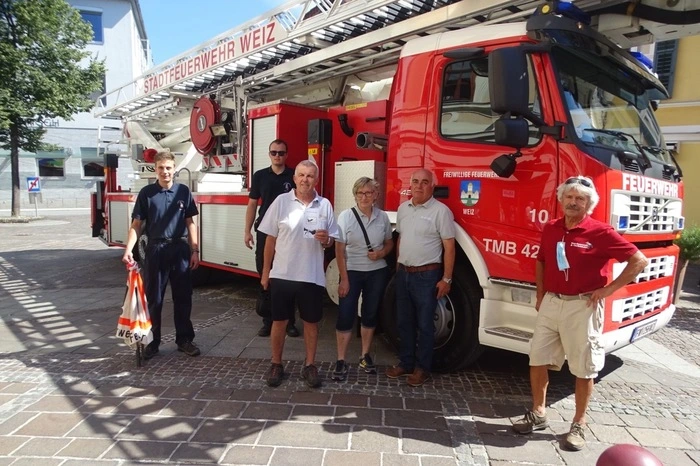 Klicken Sie sich durch weitere Fotos von der Jungstörcheberingung.