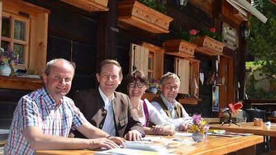 Sepp Obweger (Obmann Kärntner Almwirtschaftsverein), Agrarreferent Christian Benger, Karin Schabus von der Landwirtschaftskammer und Hubert Reiner (Urlaub am Bauernhof)