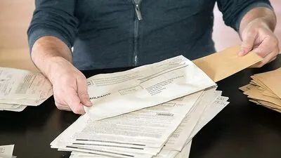 Wahlkarten-Auszählung 