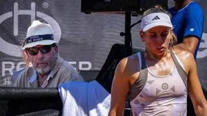 Günter Bresnik mit Schützling Julia Grabher