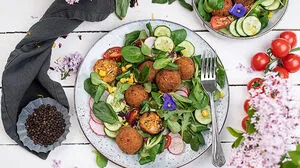 Frisch und sommerlich: Zucchini Bällchen