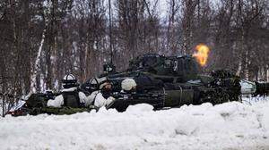 Schwedische Soldaten bei Nato-Truppenübungen mit den Finnen, ebenfalls neues Nato-Mitglied | Schwedische Soldaten bei Nato-Truppenübungen mit den Finnen, ebenfalls neues Nato-Mitglied