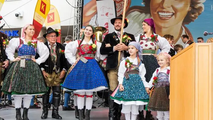 Die Gailtaler Tracht gehört zum Villacher Kirchtag dazu