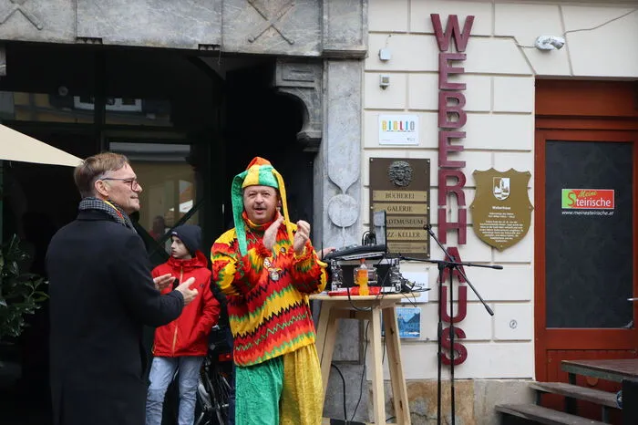 Neben der Verkündung des diesjährigen Faschingsmottos „Partys, Promis und Piraten“ ...