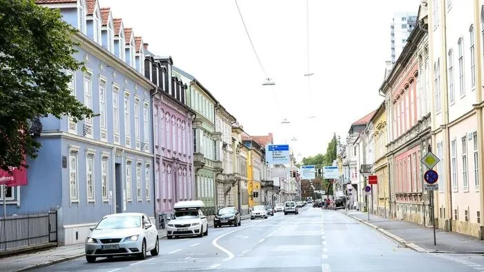Verkehrsunfall in der Elisabethstraße (Sujetbild)