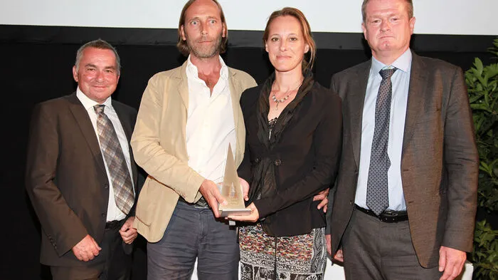 Gewinner Kategorie Social Innovation &amp; Future Challenges: Laudator Wolfgang Woschitz vom Umweltdachverband, Georg und Dagmar Kotzmuth von der dahir GmbH, Laudator Gerfried Rainer von der CaritasSteiermark