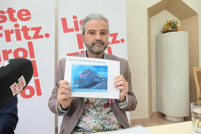 Markus Sint, Verfechter des Direktzuges nach Innsbruck, stand im Stau