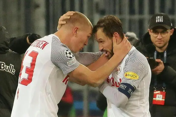 Salzburg schaffte es als erste österreichische Mannschaft in die K.o.-Phase der Königsklasse!