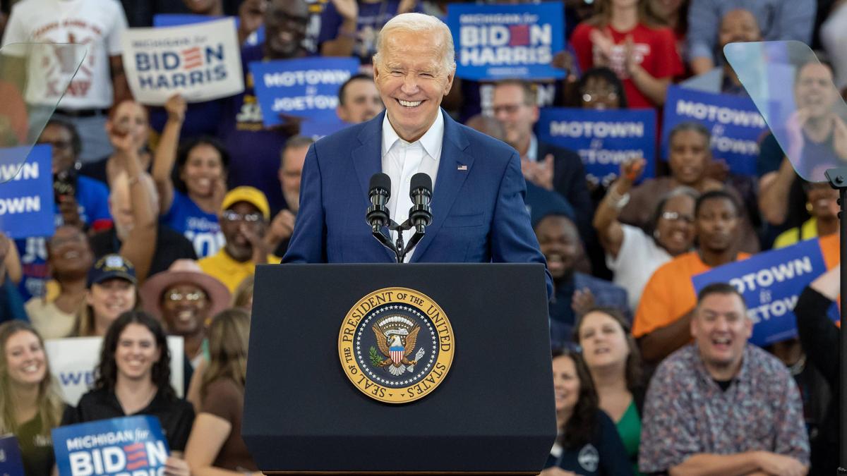 Präsident Joe Biden bei einer Wahlkampfveranstaltung in Michigan
