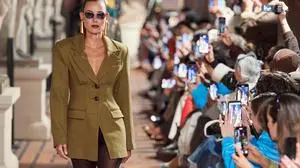 Am Laufsteg von Gestuz waren Oversized-Blazer im Trend