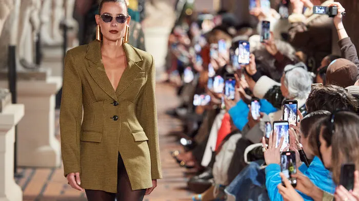 Am Laufsteg von Gestuz waren Oversized-Blazer im Trend
