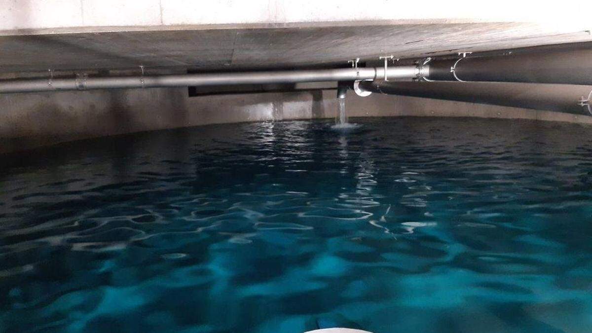 Ein Blick ins Innere des Hochbehälters Pressegger See: die Trinkwasserkammer wird aus dem Förolacher Stollen gespeist