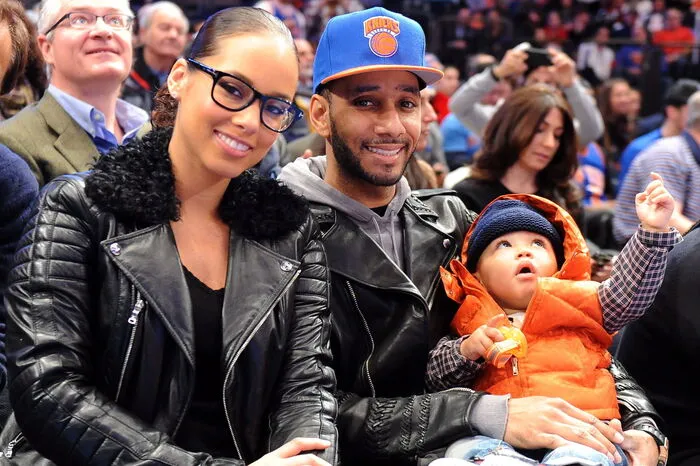 Der mittlerweile fünf Jahre alte Sohn von den beiden Musikern Alicia Keys und Swizz Beatz, Egypt Daoud Dean, lief bereits als Model über den Laufsteg. Zudem wagt er seine ersten Schritte als Musiker.