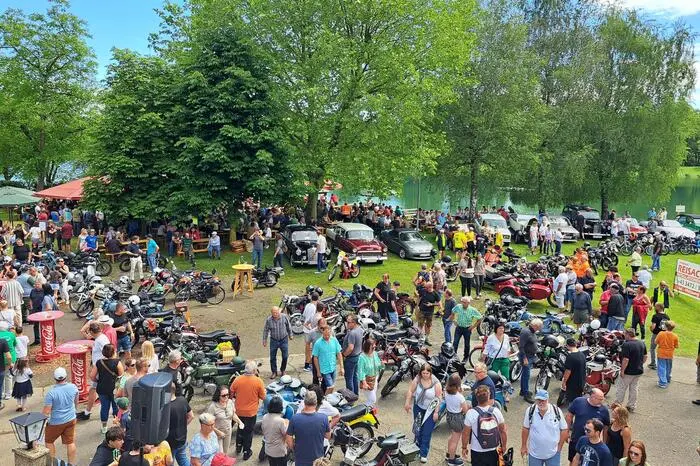 Klicken Sie sich durch die besten Bilder des Oldtimertreffens!