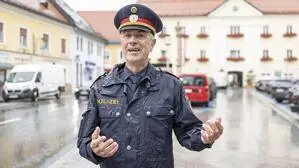 Das Sommergespräch mit Oberst Hans-Peter Mailänder fand bei strömendem Regen in Völkermarkt statt