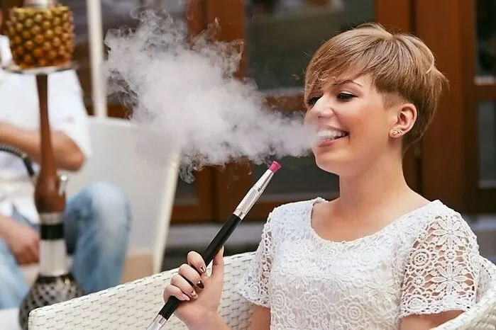 Vor drei Wochen wurde das vierjährige Jubiläum gefeiert. Nun meldete die Shisa-Bar Insolvenz an. Mehr dazu.