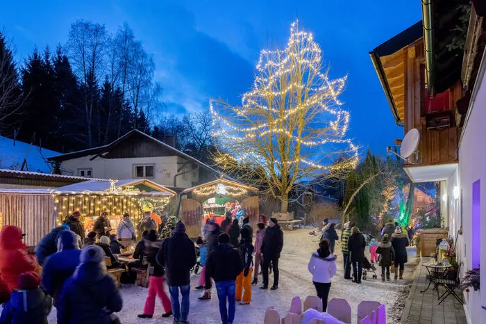 Sie können’s auch nicht mehr erwarten? Die Schladminger Bergweihnacht (ab 29. November) hilft, die Zeit bis zum Fest zu verkürzen: mit Advent am Talbach, dem RohrmooserAdvent, dem Adventzauber in der Talbachklamm, Krippenausstellung, Advent am Berg ...