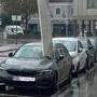 Beim bislang letzten Unwetter bohrte sich eine Dachplatte in ein in Klagenfurt parkendes Auto